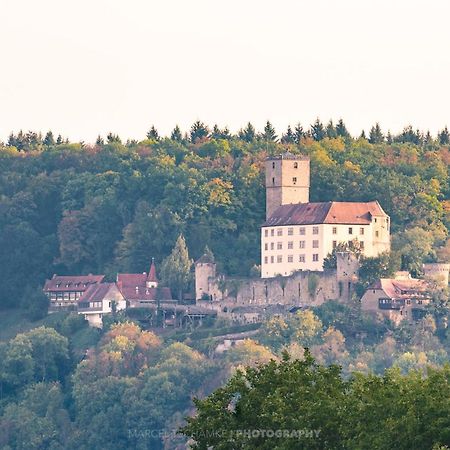 Wohnen Auf Der Ritterburg Villa Hassmersheim Bagian luar foto