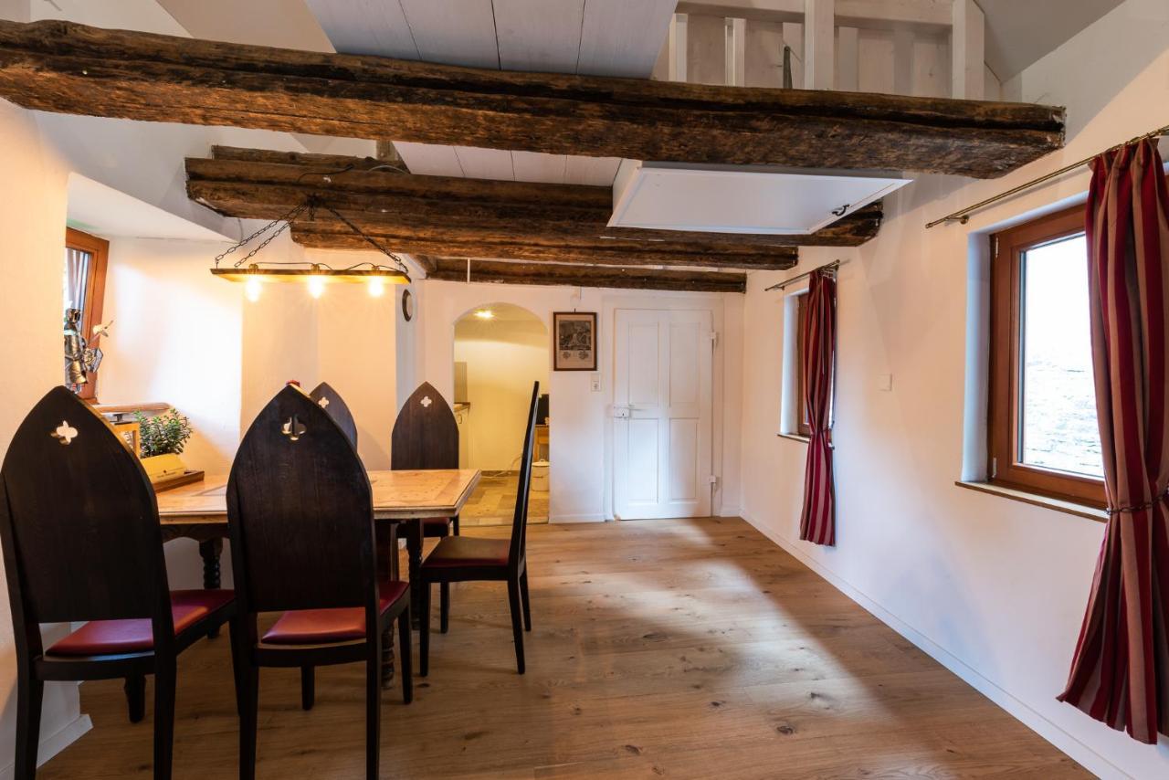 Wohnen Auf Der Ritterburg Villa Hassmersheim Bagian luar foto